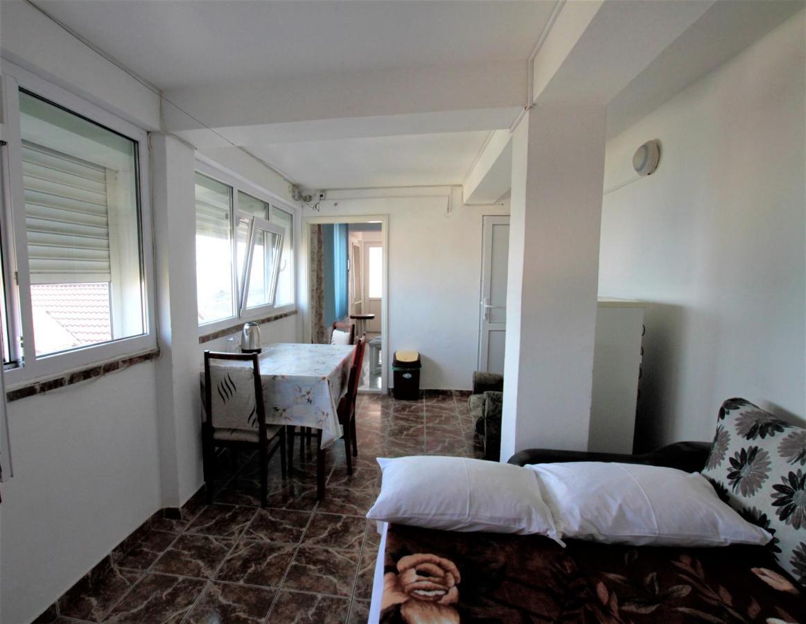 Vila Romeo Două Mai Exterior foto
